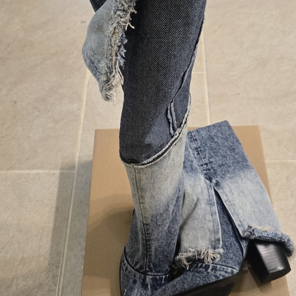 Steve Madden Acid-Wash Denim Pointed Heeled Boots with Frayed Cuff - Picture 4 of 5